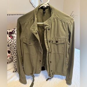 Aqua Cashmere military-style utility jacket in a washed olive green color Small